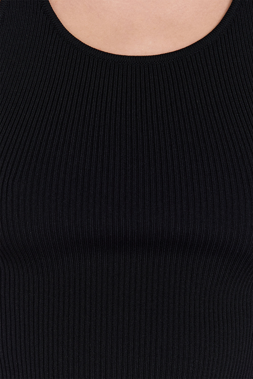  ZION BLACK SCOOP TANK - Image 6